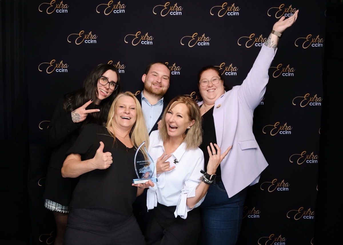 Beauséjour team celebrating an Extra CCIRN award